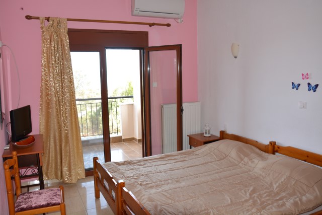 Sofis House - Neos Marmaras Rooms to let - Halkidiki - Apostolidou Sofia